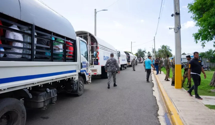 Migración detiene 1,197 haitianos indocumentados y deporta a 1,004