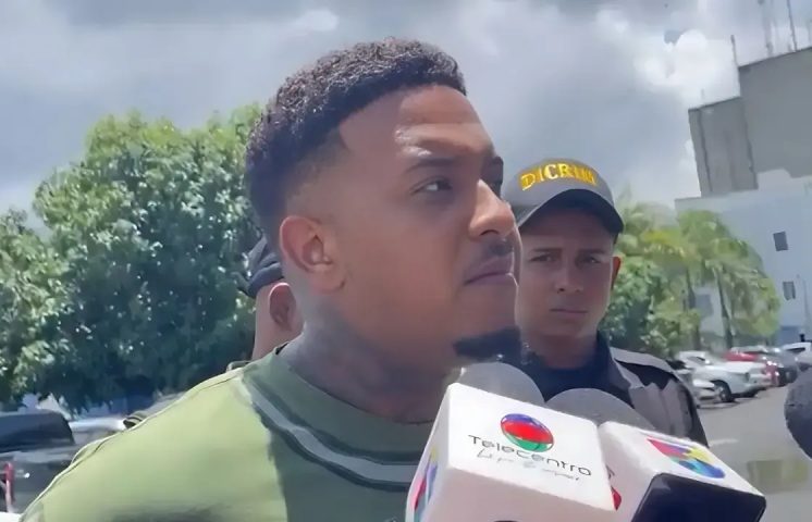 Imponen tres meses de prisión preventiva a “Alex Paquete” por homicidio en restaurante de Naco