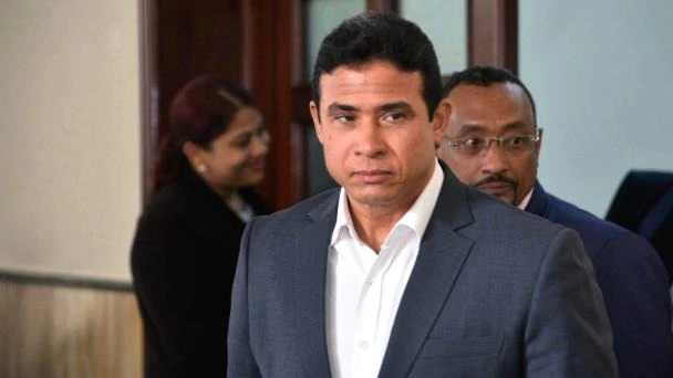 Justicia desestima pedido de Adán Cáceres para cerrar caso de corrupción