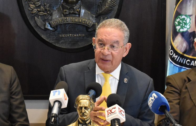Instituto Duartiano condena modificación del Himno Nacional por colectivo LGBT; la tilda de “grave delito”
