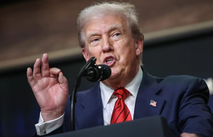 Trump ordena un nuevo censo que excluya a indocumentados