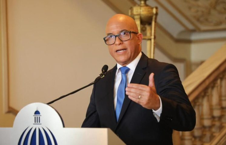 Revelan Homero Figueroa será sustituido como director de comunicación de la presidencia 