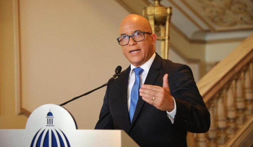Revelan Homero Figueroa será sustituido como director de comunicación de la presidencia 
