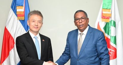 Embajador de China elogia modelo dominicano de asistencia alimentaria para población vulnerable
