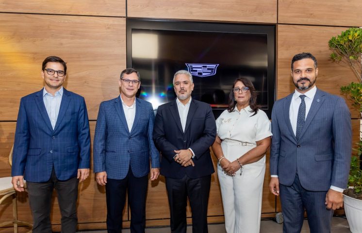 Santo Domingo Motors y Cadillac presentan la nueva Escalade 2025