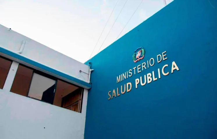 Disminuyen casos de dengue, malaria y mortalidad materno-infantil, según el Ministerio de Salud