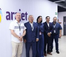 Tripulantes VIP firman acuerdo estratégico para fortalecer la formación y empleabilidad del talento aeronáutico dominicano