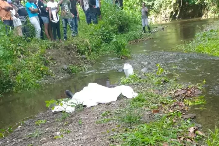 Encuentran muerto un hombre en la orilla del río Magarín en El Seibo
