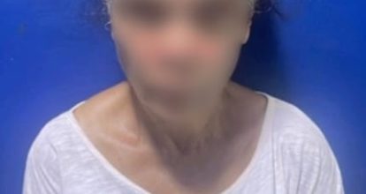 Apresan mujer por presuntamente agredir física y verbalmente a su madre de 78 años en Moca