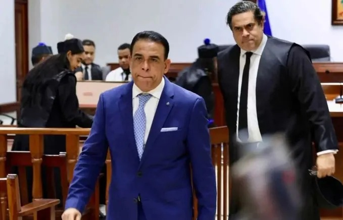 Condenan a Alexis Medina a siete años de prisión por corrupción y lavado