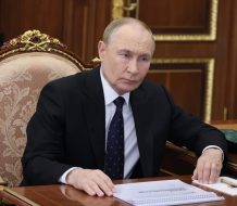 Putin alaba los «sinceros esfuerzos» de EE.UU. para poner fin a los combates en Ucrania