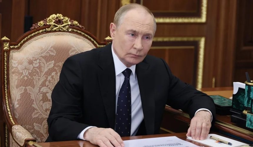 Putin alaba los «sinceros esfuerzos» de EE.UU. para poner fin a los combates en Ucrania