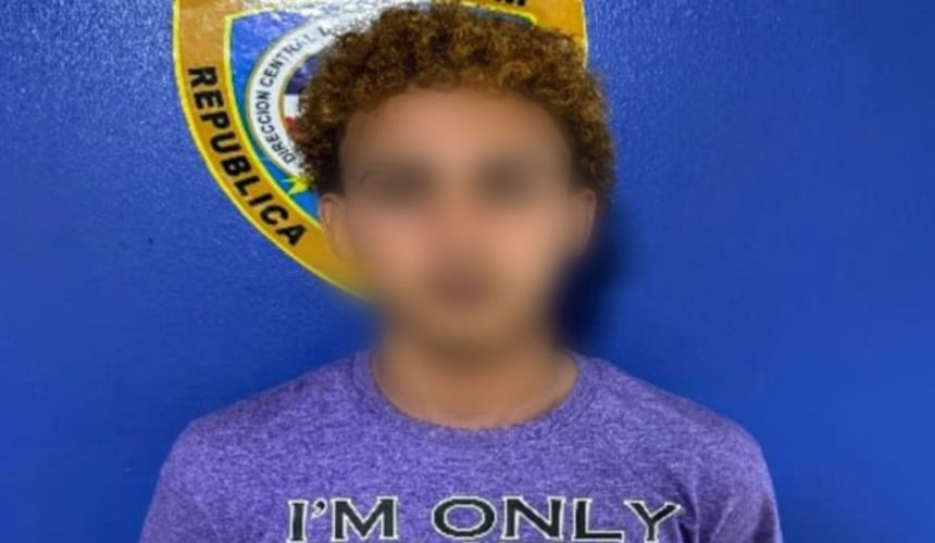 Se entrega a las autoridades “Tata”, acusado de homicidio en Santiago