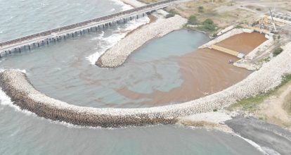 Unidad 1 de Punta Catalina sale de operación por obstrucción de sargazo tras huracán Erin