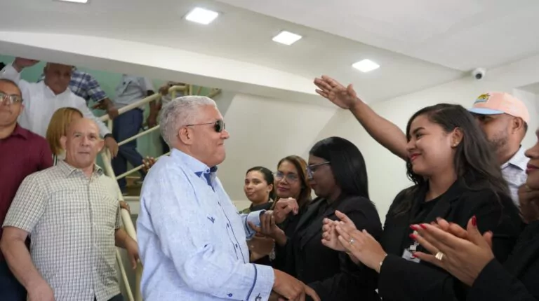 Colaboradores despiden a Radhamés González de la OMSA