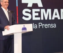 Abinader dice año escolar inicia con una matrícula de 2,664,028 estudiantes