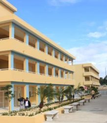 Inicia el año escolar 2025-2026 con actos simultáneos en todo el país