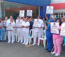 Enfermeras realizan paro nacional de 24 horas en demanda de incentivos