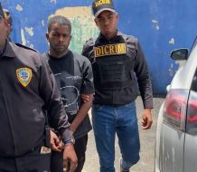 Dictan tres meses de prisión preventiva a acusado de matar pareja en Monte Plata