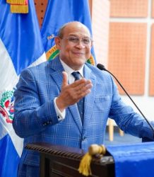 Santos Badía representará al presidente en apertura del año escolar 2025-2026 en Salcedo