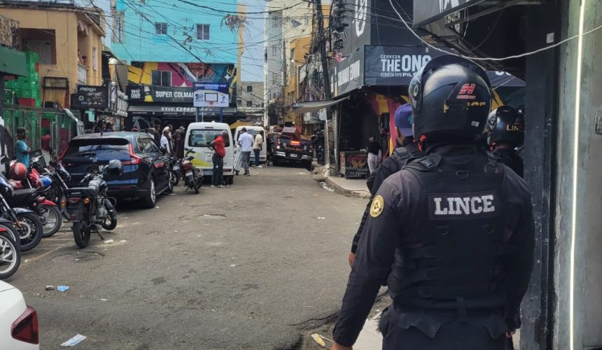 Confiscan 19 máquinas tragamonedas y drogas durante allanamiento en Capotillo, DN