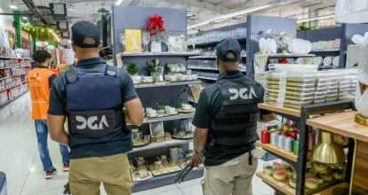 Aduanas sanciona a cinco tiendas chinas en La Romana y SD por presuntas irregularidades