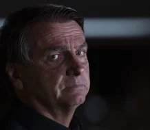 La Corte Suprema de Brasil ordena el arresto domiciliario de Bolsonaro por incumplir las restricciones