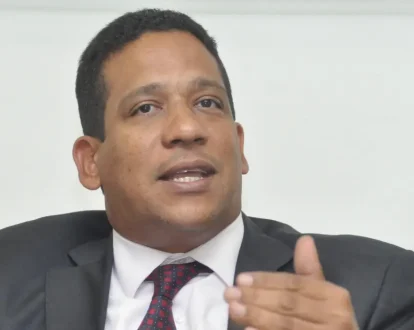 Carlos Pimentel explica que la suspensión preventiva en el Registro de Proveedores no equivale a sanción