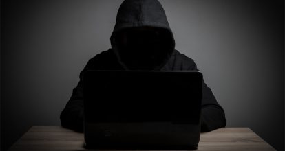 Arrestan dos hombres acusados de estafa y extorsión por más de 300 mil pesos en Santiago y Valverde