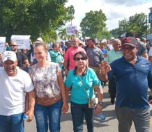 Protesta masiva en Bonao contra prolongados apagones y altas tarifas eléctricas