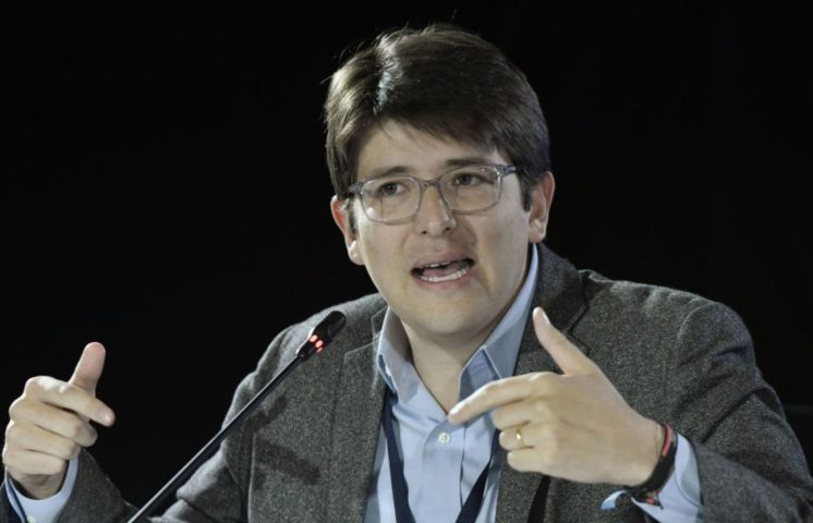 Muere Miguel Uribe, precandidato presidencial baleado hace dos meses en Colombia