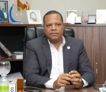 Eddy Alcántara reta a Leonel Fernández a constatar en los mercados el precio del pollo