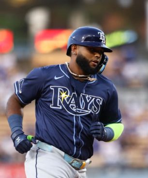 MLB: Caminero continúa imparable y conecta dos jonrones este lunes