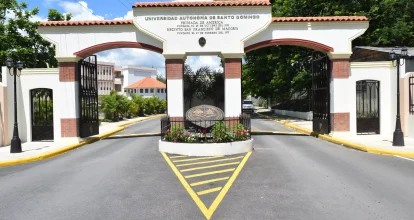 Por tres días seguidos continúa paro de docencia en la UASD