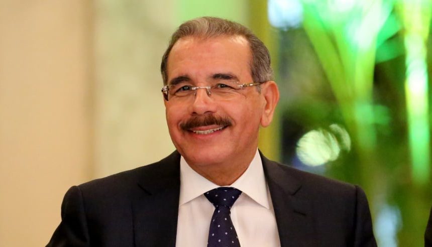 Danilo Medina: “Yo fui al Gobierno a servir”