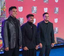 La agrupación Barak hace una pausa en su gira “Dios Fuerte” para compartir su energía en Premios Juventud