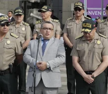 Difunden audios de presunto soborno que implican al ministro de Justicia de Perú