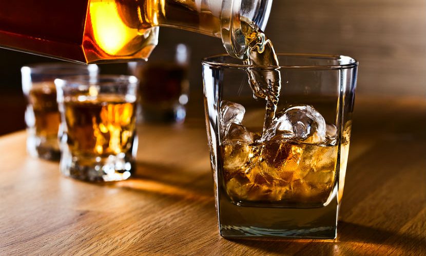 DGII anuncia aumento de impuestos a alcoholes y cigarrillos para octubre-diciembre de 2025