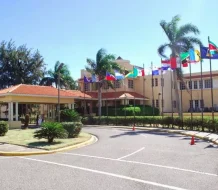 Padre de joven dominicano detenido en EE.UU. solicita apoyo de la Cancillería