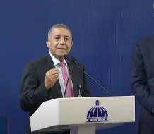 Cónsul dominicano en Venezuela afirma que presos criollos no superan los 15 y descarta vínculos políticos