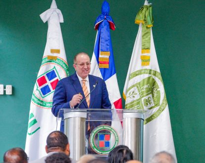Ministro de Economía: “RD cuenta con estabilidad respaldada de US$14,000 millones”