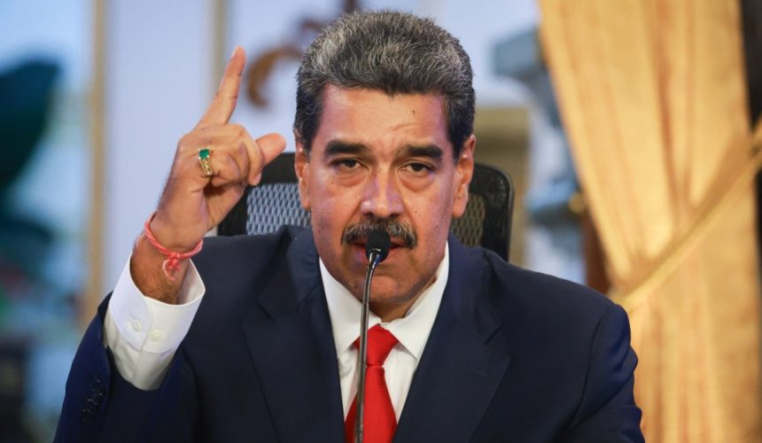 Maduro dice quien pida la invasión en Venezuela será “juzgado de manera inmediata”