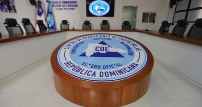 COE declara 10 provincias en alerta amarilla y verde por lluvias intensas