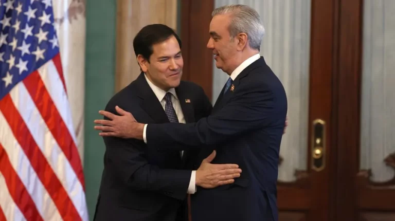 Abinader se encuentra reunido con el secretario de Estado Marco Rubio en NY
