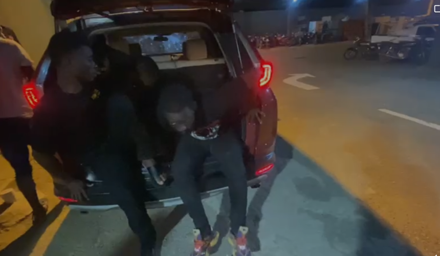 Desmantelan operación de tráfico de indocumentados; detiene a 28 nacionales haitianos y a un conductor