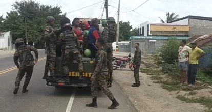 Ejército de RD detiene más de 15 mil haitianos indocumentados y decomisa contrabando de cigarrillos