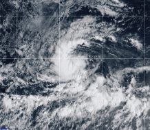 Se forma la tormenta tropical Kiko frente a costas del Pacífico mexicano