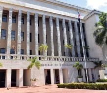 Asistencia escolar supera el 80 % en inicio de segunda semana del año lectivo, informa Minerd