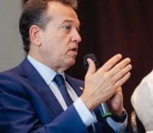 Ito Bisonó destaca combate contra comercio ilícito y promueve economía naranja