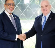 Modesto Guzmán acuerda con Fundación Patricio Aylwin en Chile crear comisión mixta para futuros proyectos sociales